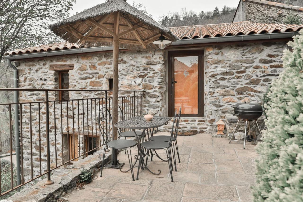 Maison D'Hotes Le Hameau De La Mure Saint-Laurent-du-Pape Exterior photo